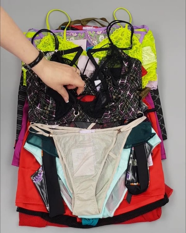 Фотография  190 - Нижнее белье Savage#50 шт, ЛОТ №4036 оптом в Воронеже и Воронежской области