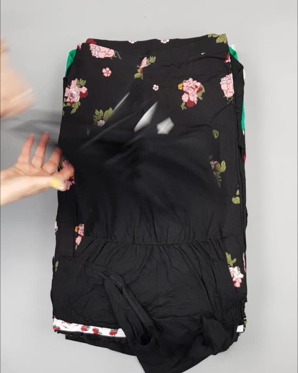 Фотография  936 - CALZEDONIA лето mix#50 шт, ЛОТ №4073 оптом в Воронеже и Воронежской области