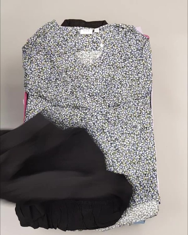 Фотография  441 - VILA Summer mix#15 кг, ЛОТ №4357 оптом в Воронеже и Воронежской области