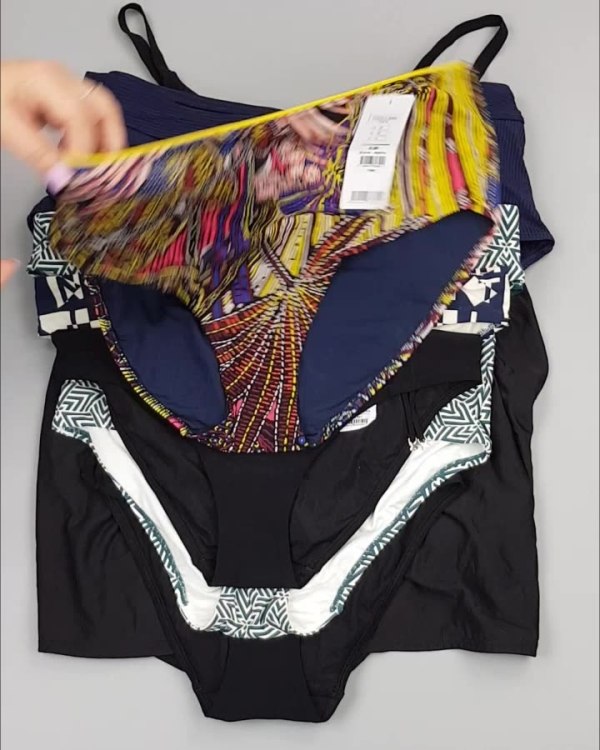 Фотография  688 - Купальники Chantelle#30 шт, ЛОТ №4410 оптом в Воронеже и Воронежской области