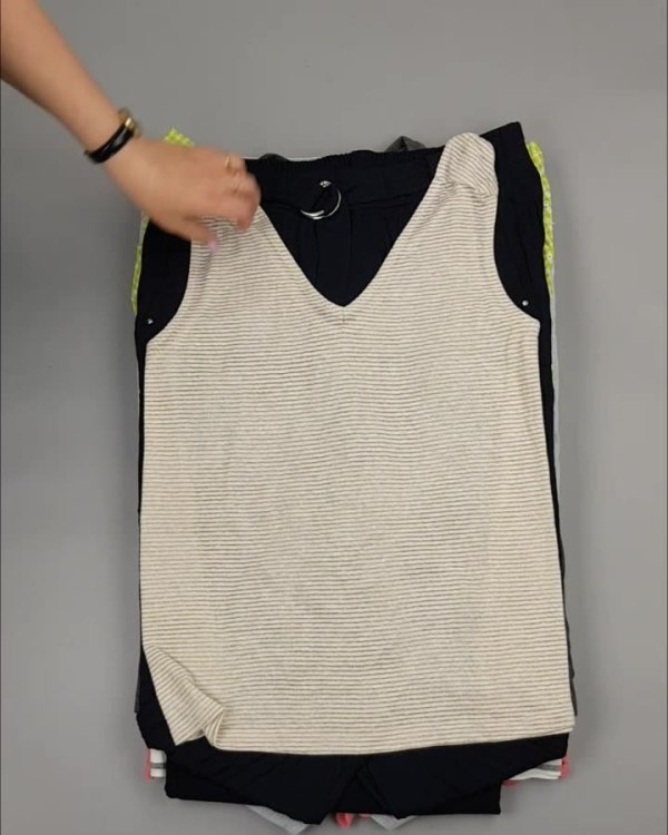 Фотография  943 - NEXT Summer Women mix#15 кг, ЛОТ №4436 оптом в Воронеже и Воронежской области