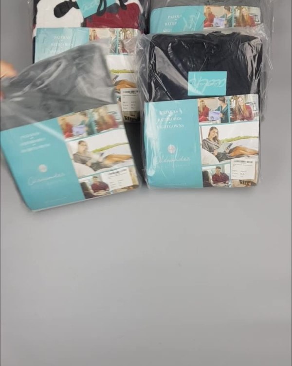 Фотография  235 - Халаты, комбинезоны (семейный) СТОК CAN#10 кг, ЛОТ №4452 оптом в Воронеже и Воронежской области