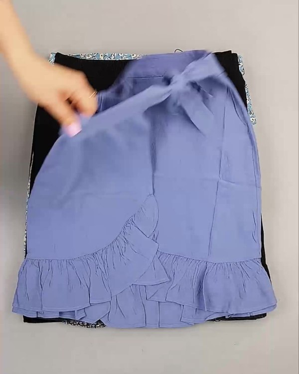 Фотография  249 - Юбки Bestseller 44#5 кг, ЛОТ №6119 оптом в Воронеже и Воронежской области