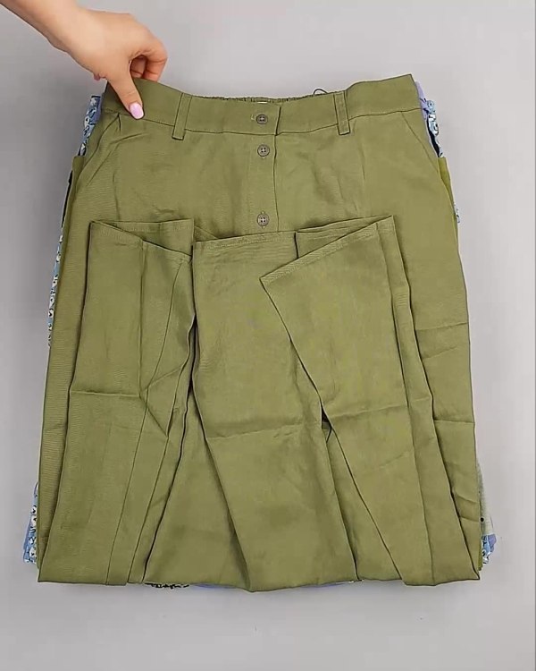 Фотография  301 - Юбки Bestseller 44#5 кг, ЛОТ №6119 оптом в Воронеже и Воронежской области