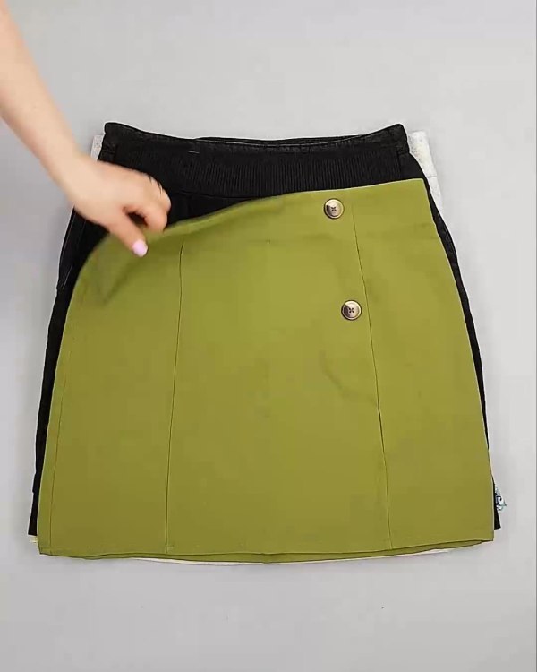 Фотография  614 - Юбки Bestseller 44#5 кг, ЛОТ №6121 оптом в Воронеже и Воронежской области