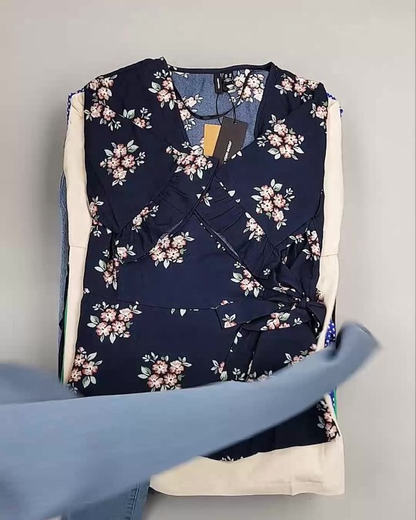 Фотография  922 - DK, Bestseller Summer mix#50 кг, ЛОТ №6186 оптом в Воронеже и Воронежской области