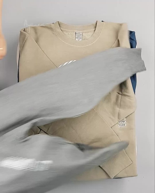 Фотография  533 - Толстовки СТОК CAN#15 кг, ЛОТ №6268 оптом в Воронеже и Воронежской области