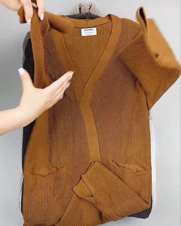 Фотография  435 - Кардиганы СТОК CAN#10 кг, ЛОТ №6474 оптом в Воронеже и Воронежской области