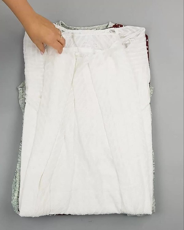 Фотография  522 - Платья Bestseller 44#5 кг, ЛОТ №6537 оптом в Воронеже и Воронежской области