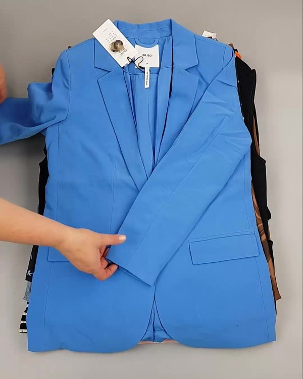 Фотография  947 - ДАНИЯ Summer mix 24#15 кг, ЛОТ №6730 оптом в Воронеже и Воронежской области