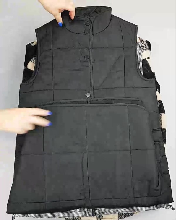 Фотография  684 - Верхняя одежда Дания#10,2 кг ЛОТ №6911 оптом в Воронеже и Воронежской области