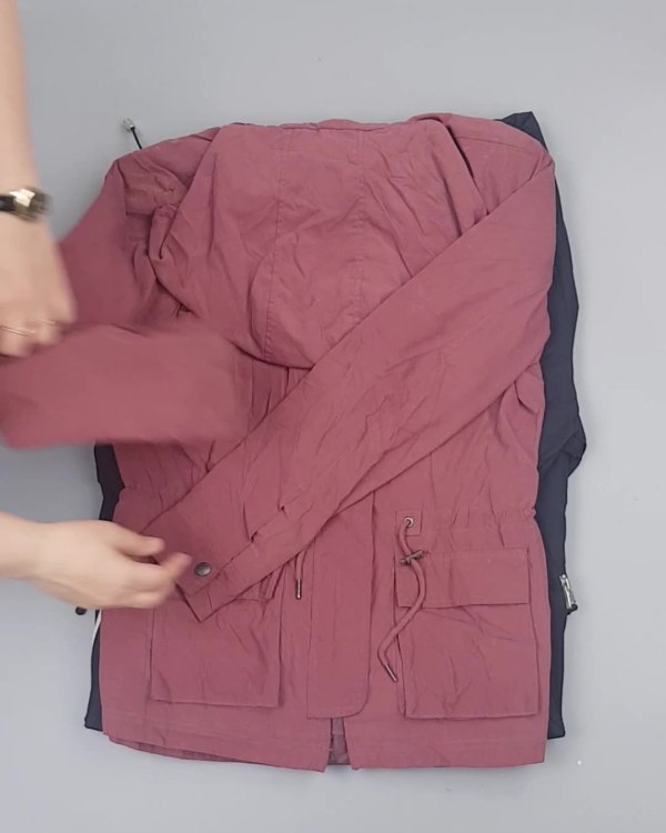 Фотография  489 - А 92602 Ветровки женские (Light Zipper jackets)#25 кг оптом в Воронеже и Воронежской области