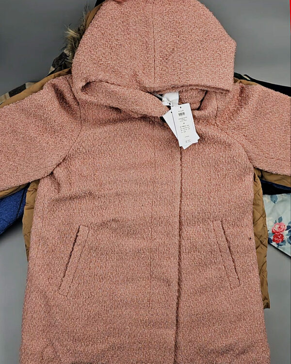 Фотография  570 - Верхняя одежда VILA#10,2 кг, ЛОТ №6826 оптом в Воронеже и Воронежской области