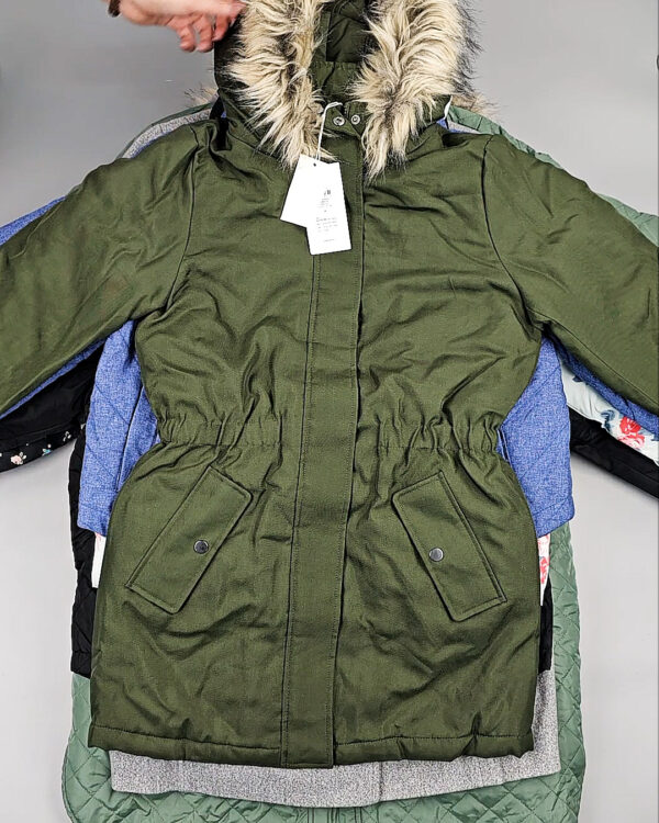 Фотография  732 - Верхняя одежда VILA#10 кг, ЛОТ №6823 оптом в Воронеже и Воронежской области