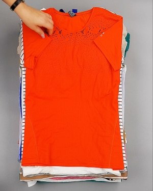 Фотография  800 - Cream Футболки поло женские#25 кг оптом в Воронеже и Воронежской области