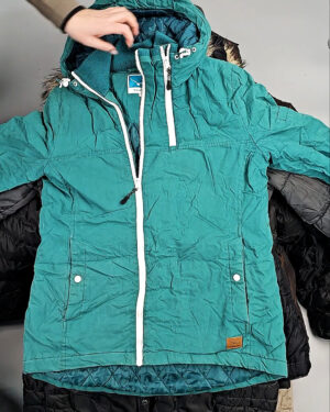 Куртки женские - Секонд-хенд оптом