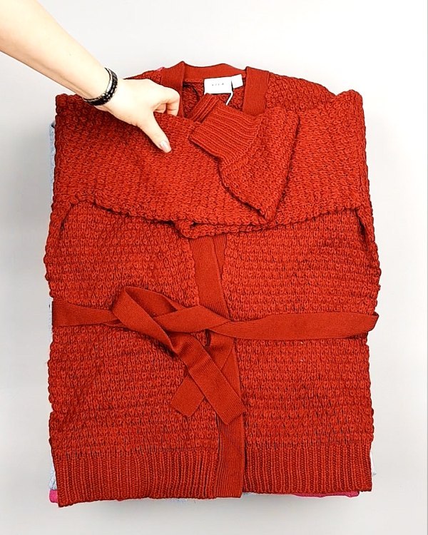 Фотография  373 - Кардиганы VILA W 104#7 кг, ЛОТ №7384 оптом в Воронеже и Воронежской области