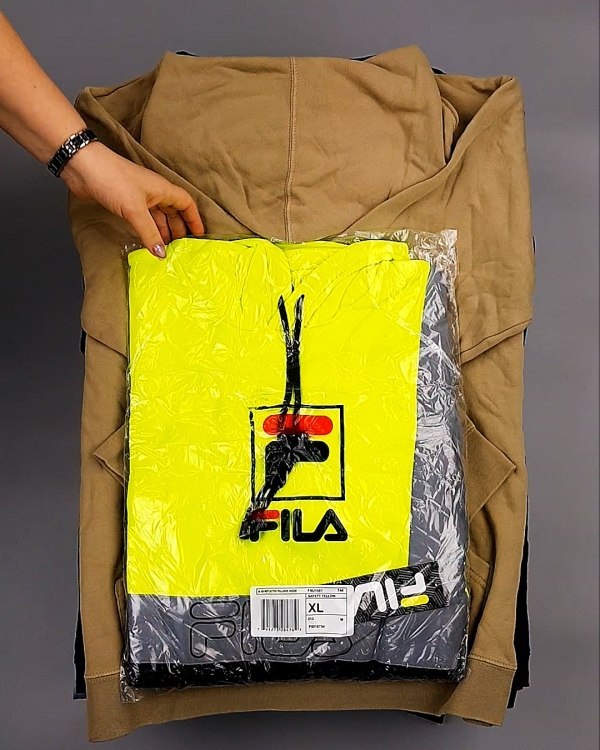 Фотография  470 - Толстовки СТОК CAN 0424#10 кг, ЛОТ №7447 оптом в Воронеже и Воронежской области