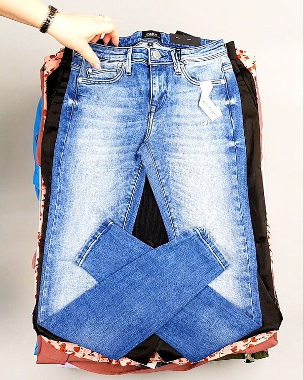 Фотография  332 - Bestseller Summer mix 104#15 кг, ЛОТ №7495 оптом в Воронеже и Воронежской области