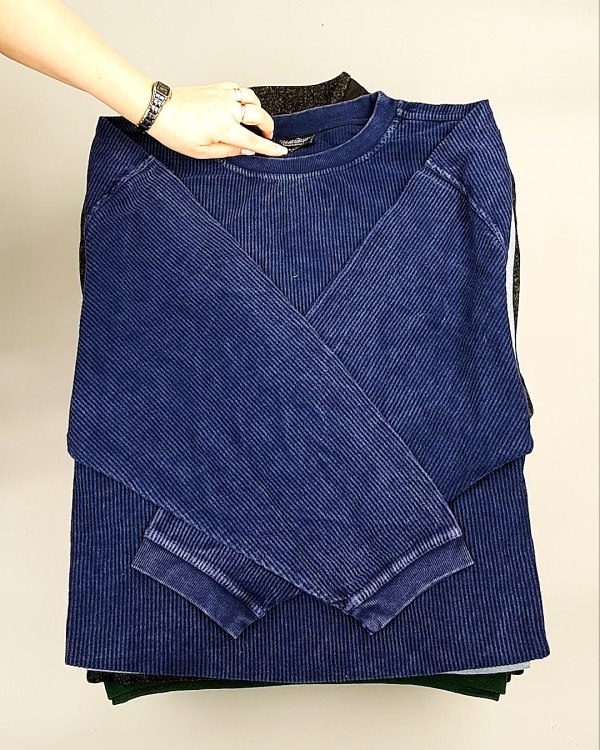 Фотография  307 - SWEATSHIRT CAN 084#10 кг, ЛОТ №7621 оптом в Воронеже и Воронежской области