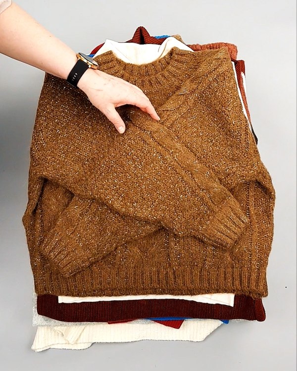 Фотография  203 - Джемпера СТОК CAN 084#7 кг, ЛОТ №7651 оптом в Воронеже и Воронежской области