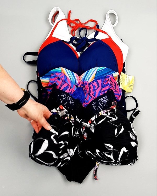 Фотография  184 - Купальники СТОК CAN 124#5 кг, ЛОТ №7690 оптом в Воронеже и Воронежской области