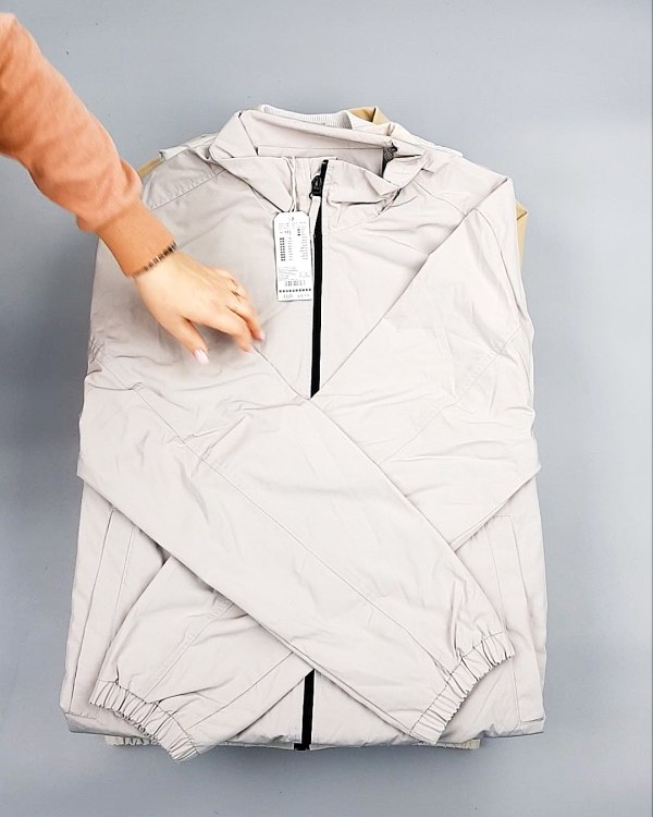 Фотография  785 - Верхняя одежда весна TOM TAILOR 124#7,1 кг, ЛОТ №7580 оптом в Воронеже и Воронежской области