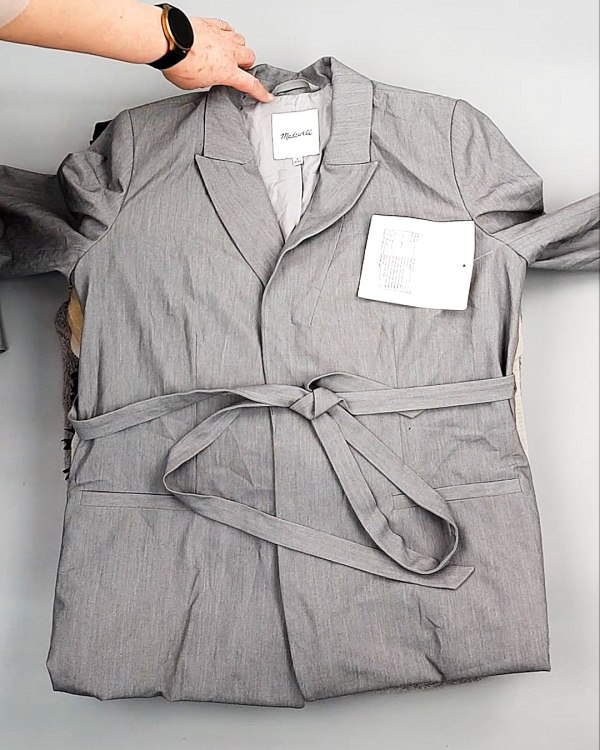 Фотография  418 - Кардиганы СТОК CAN 084#7 кг, ЛОТ №7673 оптом в Воронеже и Воронежской области