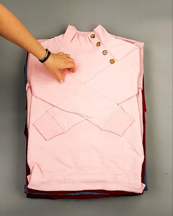 Фотография  515 - SWEATSHIRT CAN 084#10 кг, ЛОТ №7618 оптом в Воронеже и Воронежской области