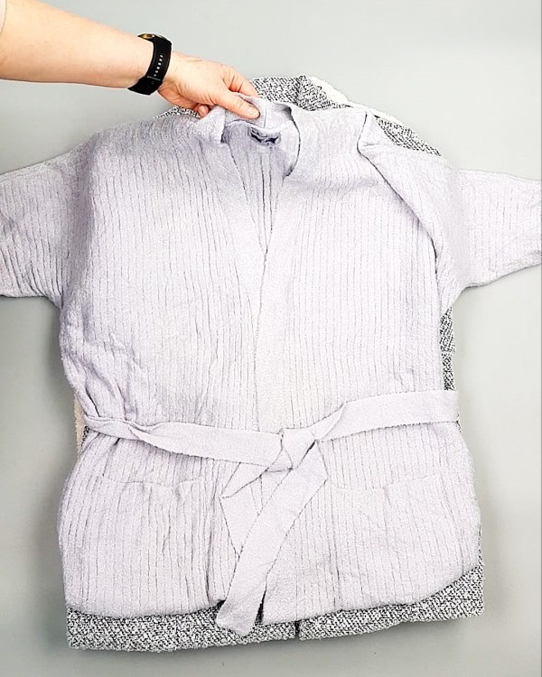 Фотография  842 - Кардиганы СТОК CAN 084#7 кг, ЛОТ №7671 оптом в Воронеже и Воронежской области