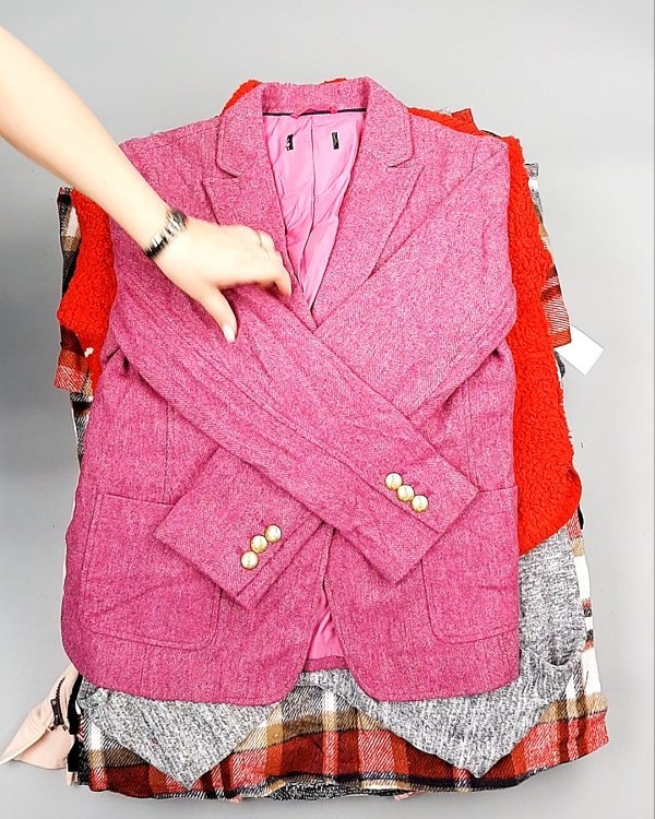 Фотография  685 - AMAZON mix жен весна 015#18 кг, ЛОТ №7718 оптом в Воронеже и Воронежской области