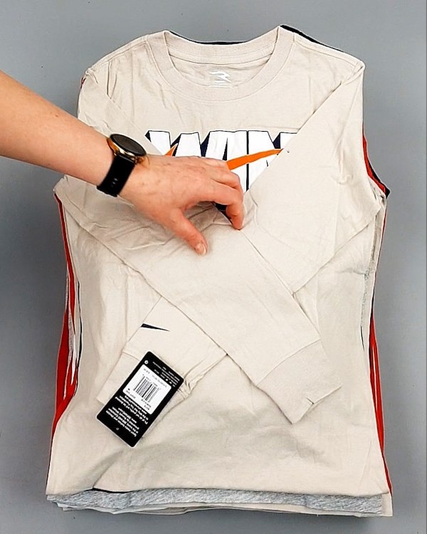 Фотография  594 - Тонковки детские NIKE CAN 084#5 кг, ЛОТ №7971 оптом в Воронеже и Воронежской области