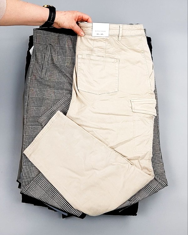 Фотография  679 - Брюки женские лето C&A 025#10 кг, ЛОТ №7895 оптом в Воронеже и Воронежской области