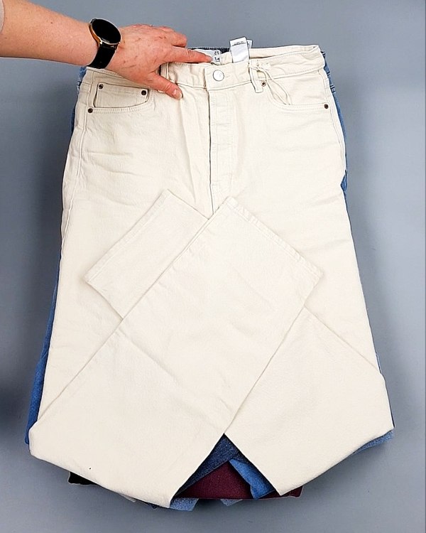 Фотография  540 - Джинсы NEXT Women#10 кг, ЛОТ №8034 оптом в Воронеже и Воронежской области