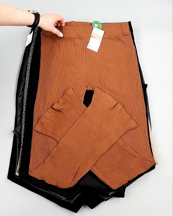 Фотография  358 - Брюки женские лето C&A 025#10 кг, ЛОТ №7894 оптом в Воронеже и Воронежской области