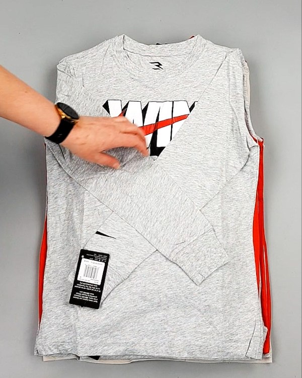 Фотография  406 - Тонковки детские NIKE CAN 084#5 кг, ЛОТ №7971 оптом в Воронеже и Воронежской области