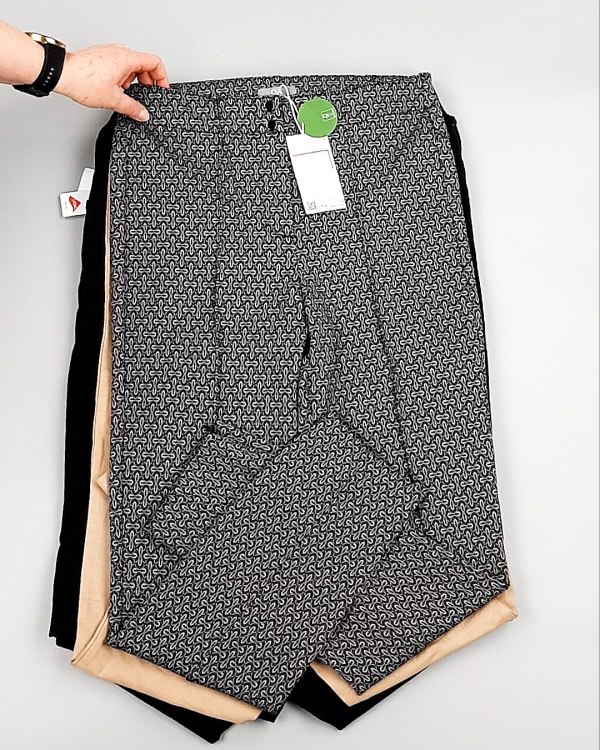 Фотография  961 - Брюки женские лето C&A 025#10 кг, ЛОТ №7892 оптом в Воронеже и Воронежской области