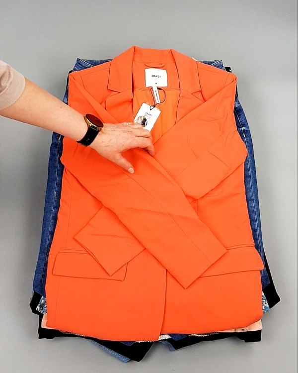 Фотография  328 - ДАНИЯ Summer mix 24#15 кг, ЛОТ №8044 оптом в Воронеже и Воронежской области