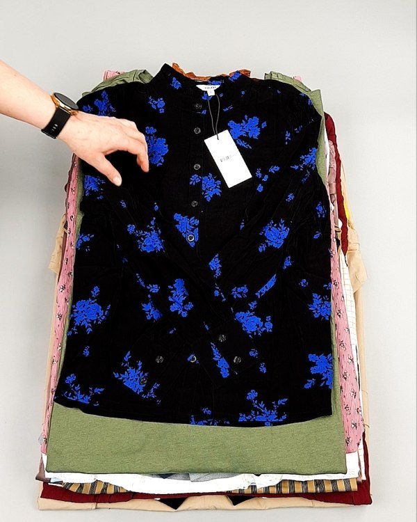 Фотография  269 - DK, Bestseller + Summer mix#15 кг, ЛОТ №7926 оптом в Воронеже и Воронежской области