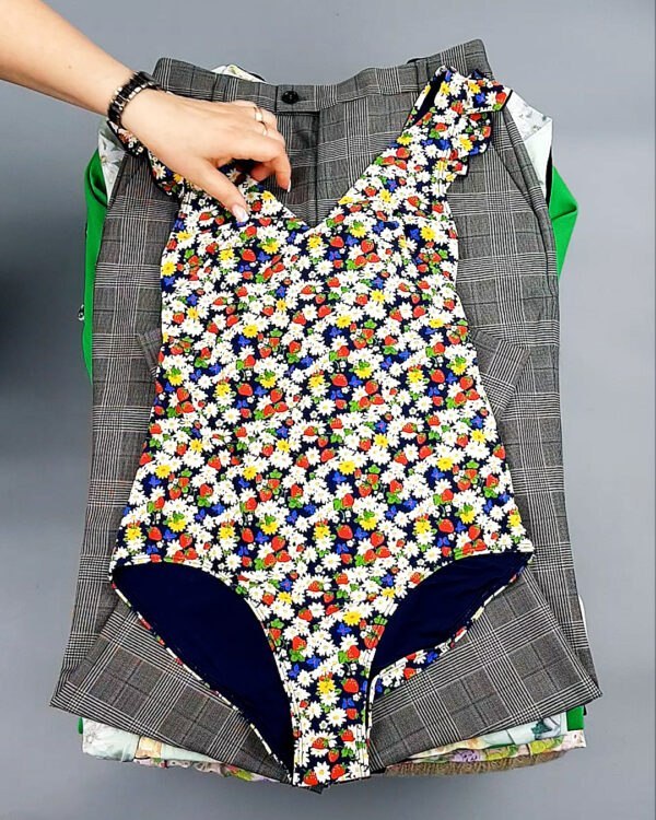 Фотография  558 - OTHER STORIES mix 06 B 035#15 кг, ЛОТ №8192 оптом в Воронеже и Воронежской области