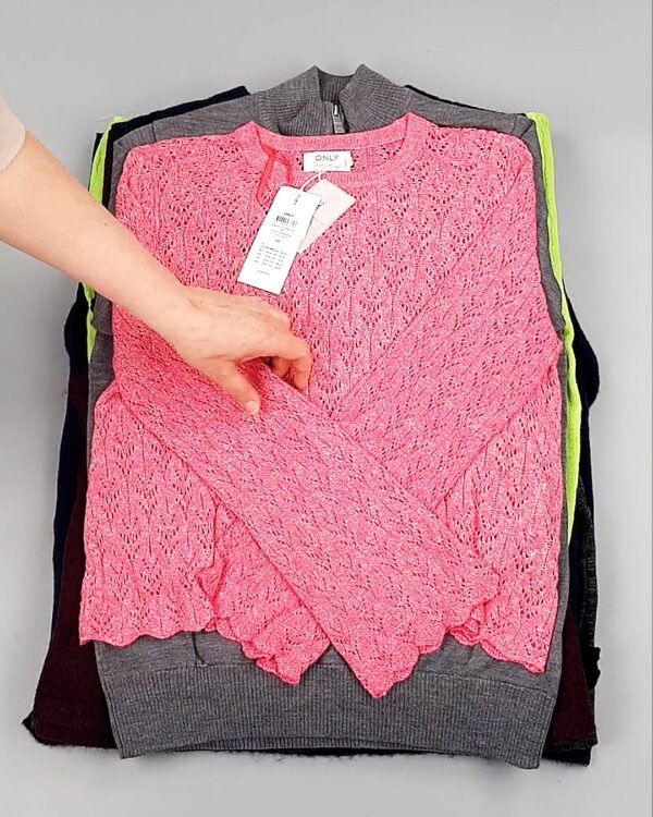 Фотография  562 - Джемпера легкие Bestseller+DK 035#7 кг, ЛОТ №8254 оптом в Воронеже и Воронежской области