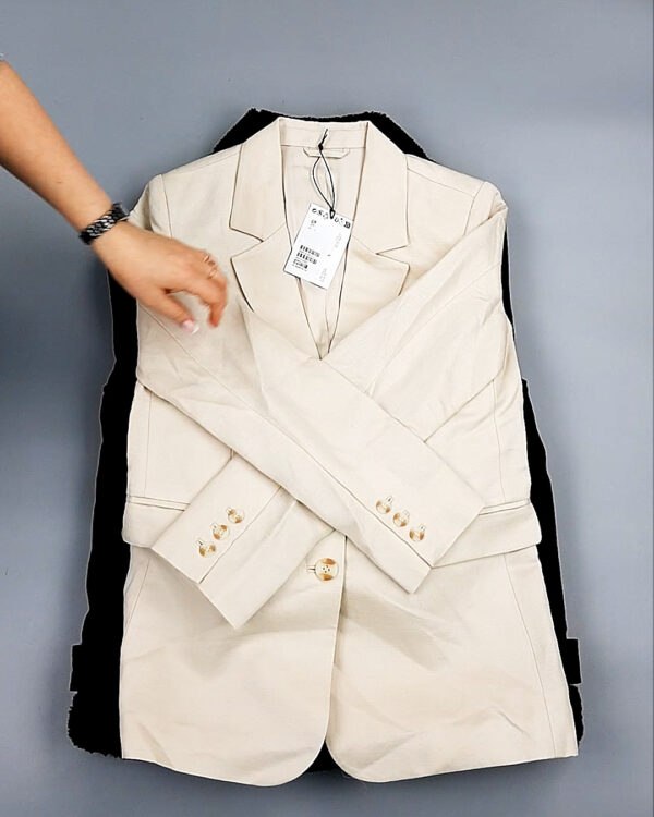 Фотография  653 - OTHER STORIES mix 06 B 035#15 кг, ЛОТ №8191 оптом в Воронеже и Воронежской области