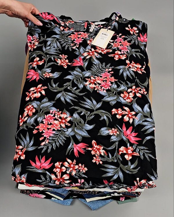 Фотография  680 - ONLY Summer mix 045#15 кг, ЛОТ №8455 оптом в Воронеже и Воронежской области