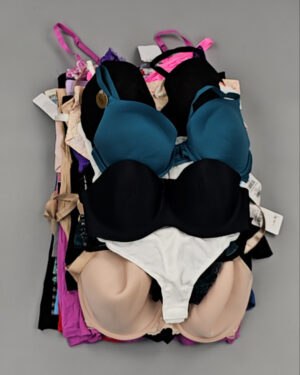 Купить Купальники Nordstrom 124#2,8 кг, ЛОТ №8490 оптом в Воронеже и Воронежской области