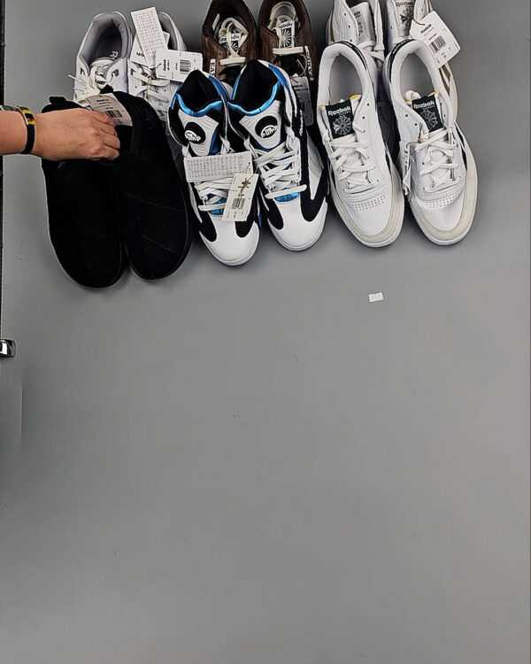 Фотография  243 - Кроссовки Reebok#23 шт, ЛОТ №8896 оптом в Воронеже и Воронежской области