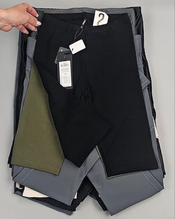 Фотография  318 - Спорт Bestseller 045 B#4 кг, ЛОТ №9038 оптом в Воронеже и Воронежской области