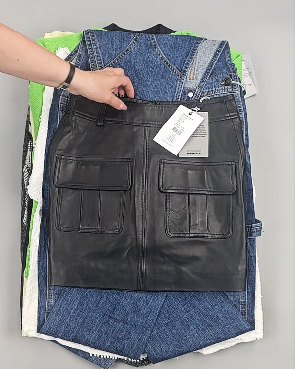 Фотография  861 - CO COUTURE mix 075#25 шт, ЛОТ №9010 оптом в Воронеже и Воронежской области