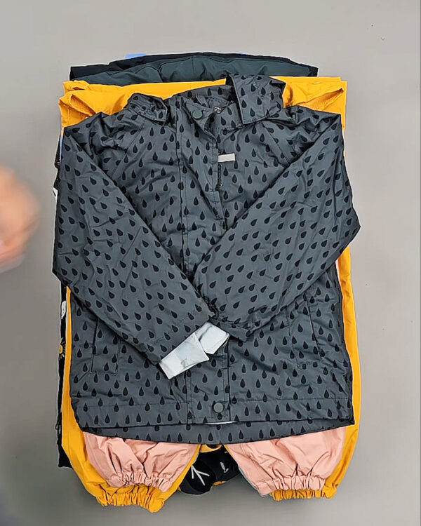 Фотография  695 - Верхняя одежда TCM kids зима 104#5 кг, ЛОТ СТ-9334 оптом в Воронеже и Воронежской области