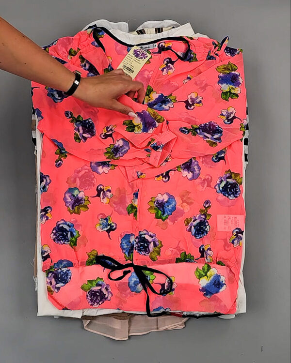 Фотография  694 - Блузки Корея 085#5 кг оптом в Воронеже и Воронежской области