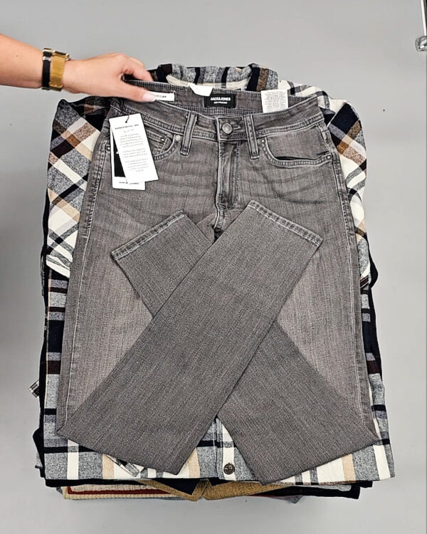 Фотография  911 - JACK JONES Men Winter mix 075#20 кг, ЛОТ № СТ-9265 оптом в Воронеже и Воронежской области